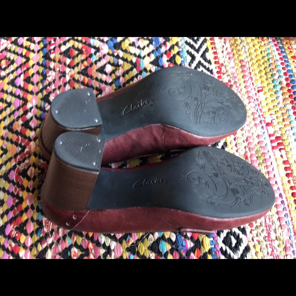 Clarks - Stacked Burgundy Penny Loafers - Size 7 - Picture 6 of 8